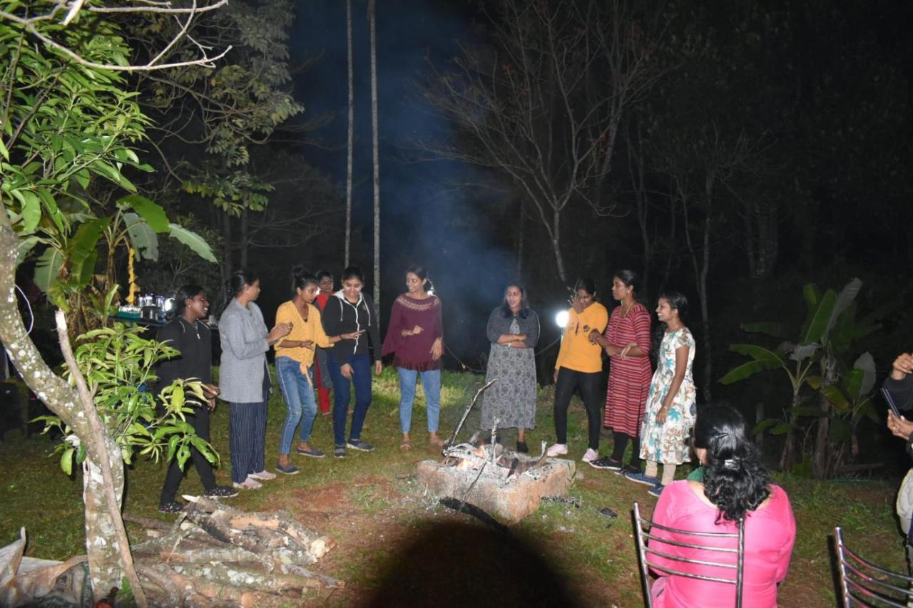 Munnar Tent Hills Resort Devikolam Eksteriør bilde